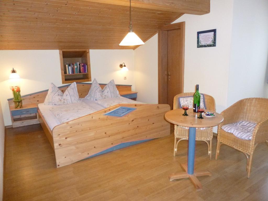 Hotel Gästehaus Fischer Eschlkam Zimmer foto